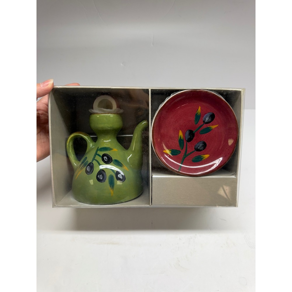 Le Gourmet Chef Ceramic Olive Oil Cruet and 3 DippingPlates Set Olive Branch NEW